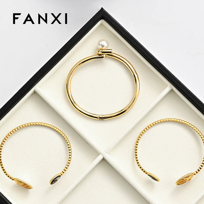 Black/Beige Microfiber Ring Necklace Pendant Earring Display Tray P183