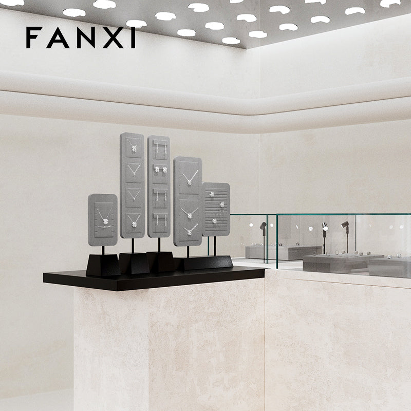 OIRLV High quality Black and White leather Jewelry display stand : PU108