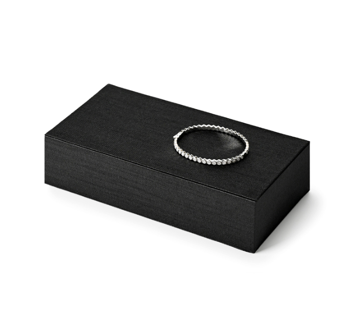 OIRLV Wholesale Black Leather Jewelry Display :J012
