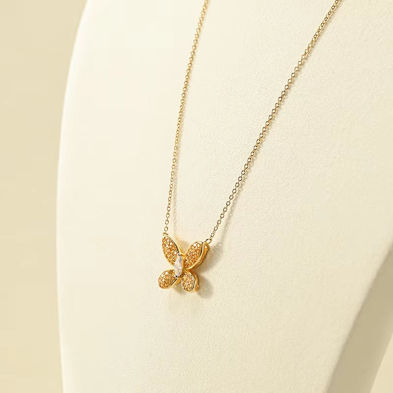 Oirlv Necklace Jewelry Display Props Chest Portrait Jewelry Diamond Necklace Display:RX117