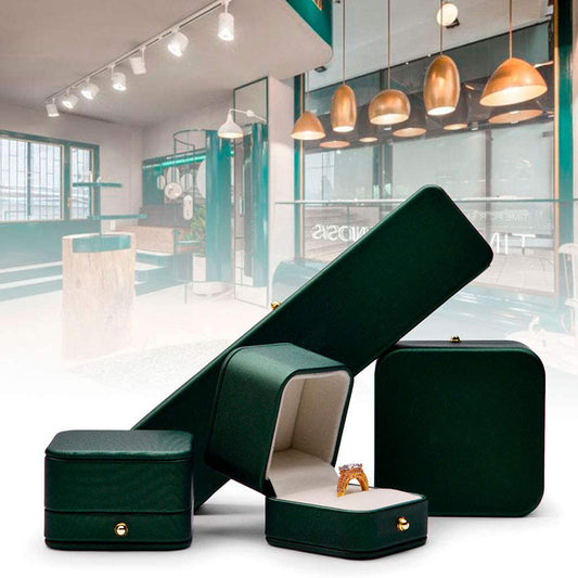 Green PU Leather Bracelet Chain Gift Box H068