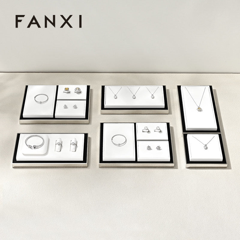 OIRLV Wholesale Leather White Jewelry Display:TT485