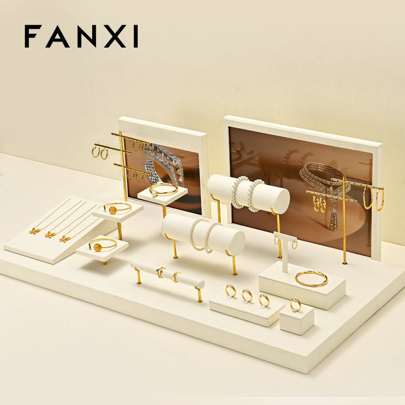 OIRLV hot sale beige Microfiber jewelry display set : TT488
