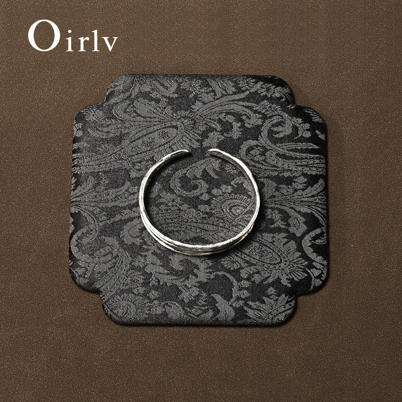OIRLV Fashion Polychrome Silk Jewelry Display Tray：P228