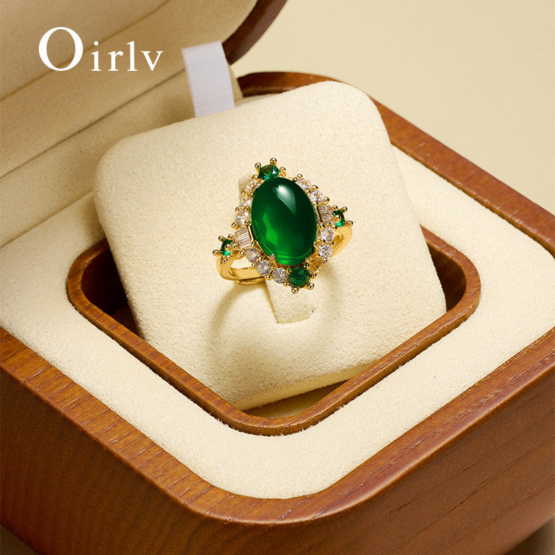 New arrival Beige Wooden Microfiber Ring Box：H206