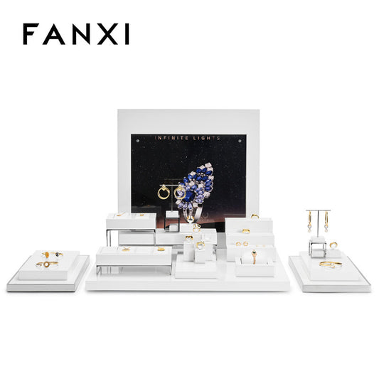 OIRLV factory white PU leather jewelry display with metal frame : TT277