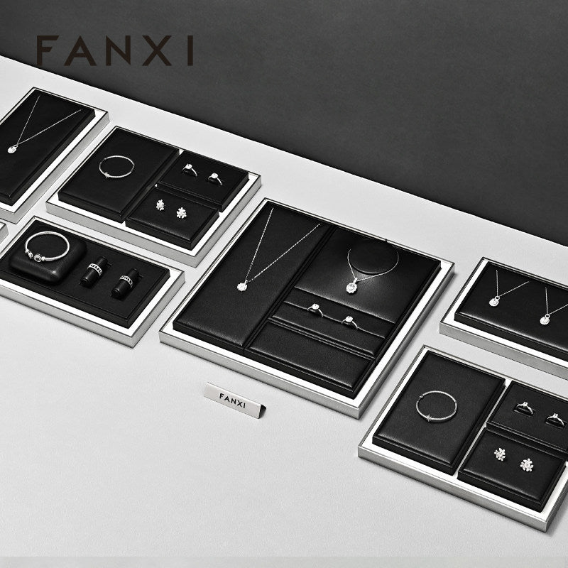 OIRLV Factory Black Leather Jewelry Display:TT484