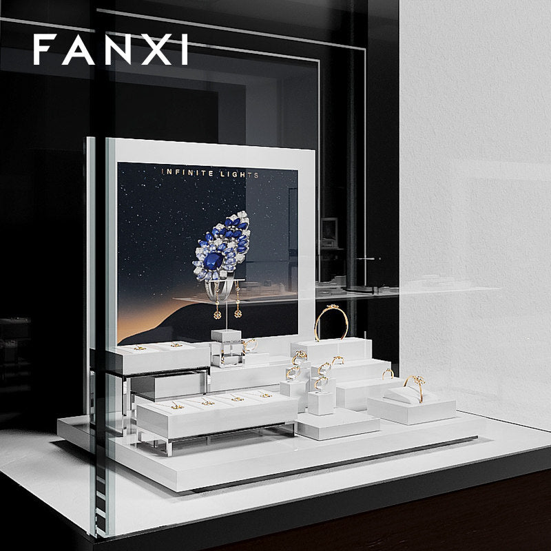 OIRLV factory white PU leather jewelry display with metal frame : TT277