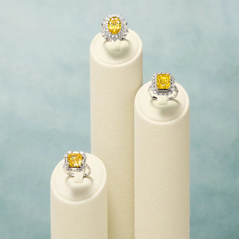 Beige Ring Necklace Set Turn Display Stand TT075