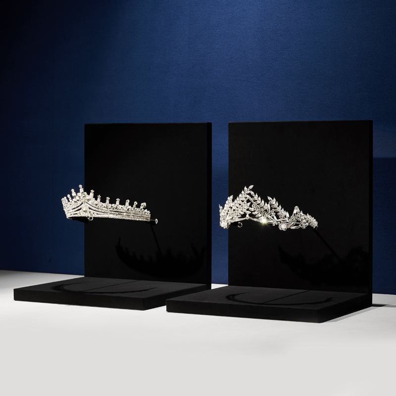 Luxury Black Beige Suede Metal Crown Display Props TT591-92