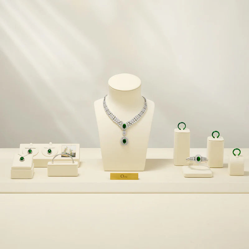 Beige Microfiber Ring Earring Necklace Watch Jewelry Display Set TT196