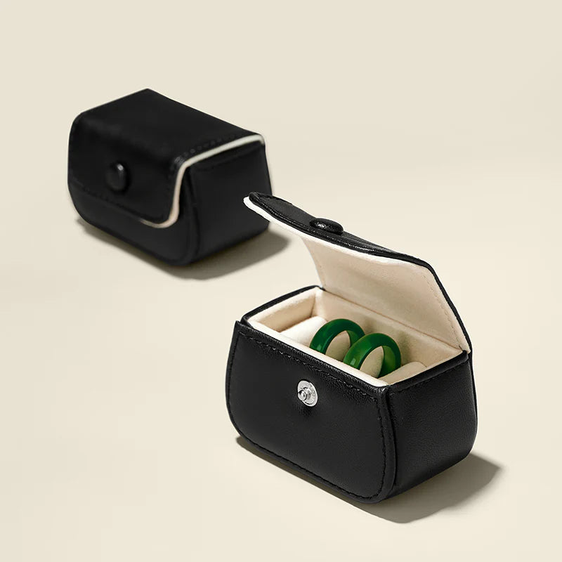 New-arrival Green Black PU Leahter Ring Storage Bag :B028