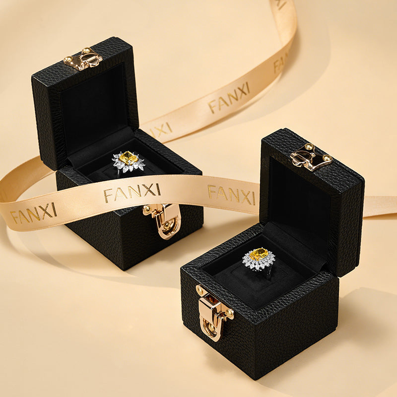 Lychee-patterned ring box.H20701