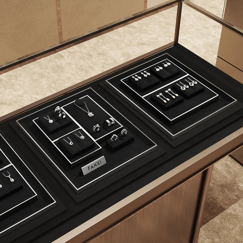 Luxury Jewelry Display: Rings and Necklaces - High-End Display Props TT370