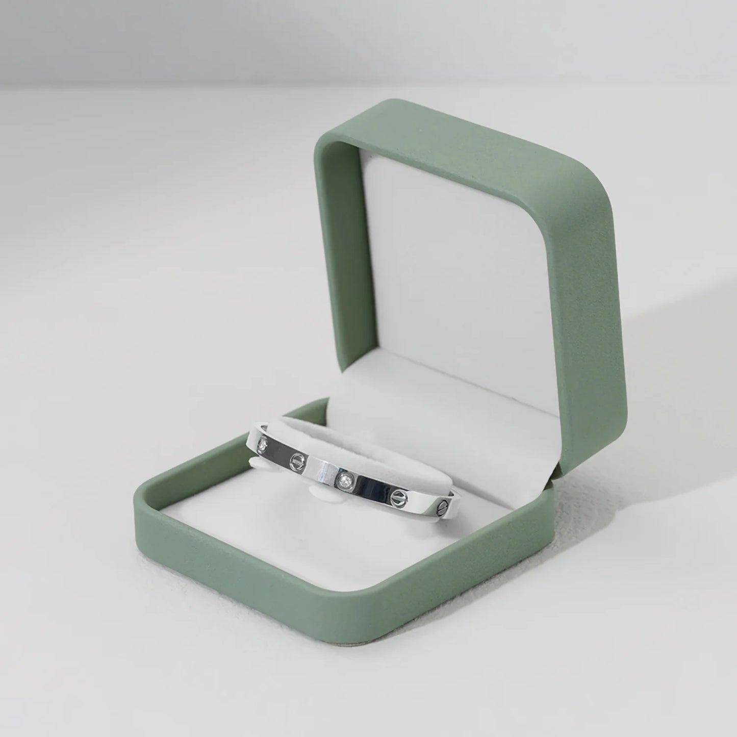 Green PU Leather Velvet Jewelry Packaging Box H143