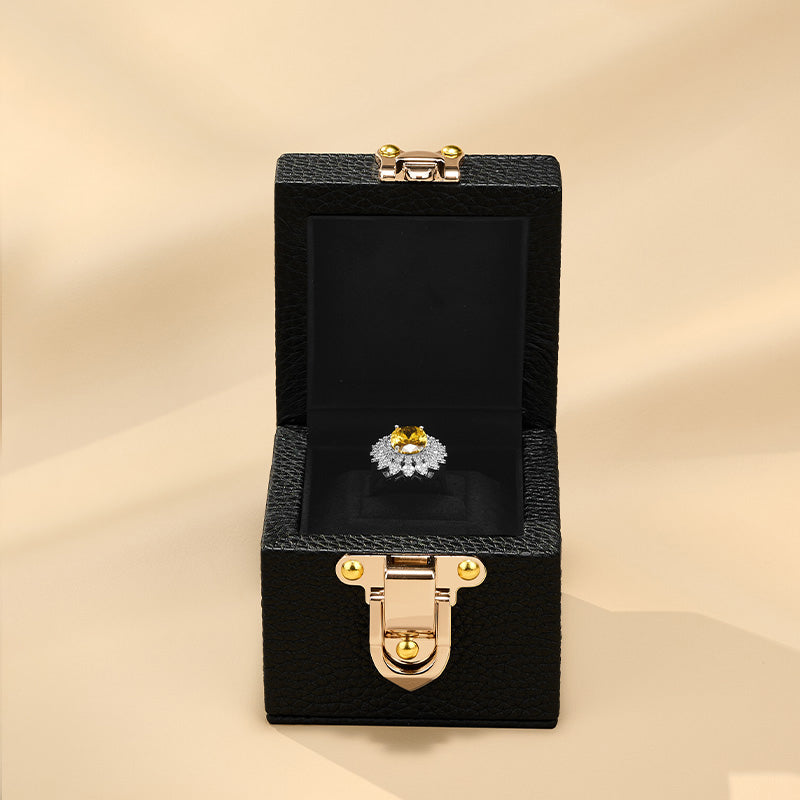 Lychee-patterned ring box.H20701