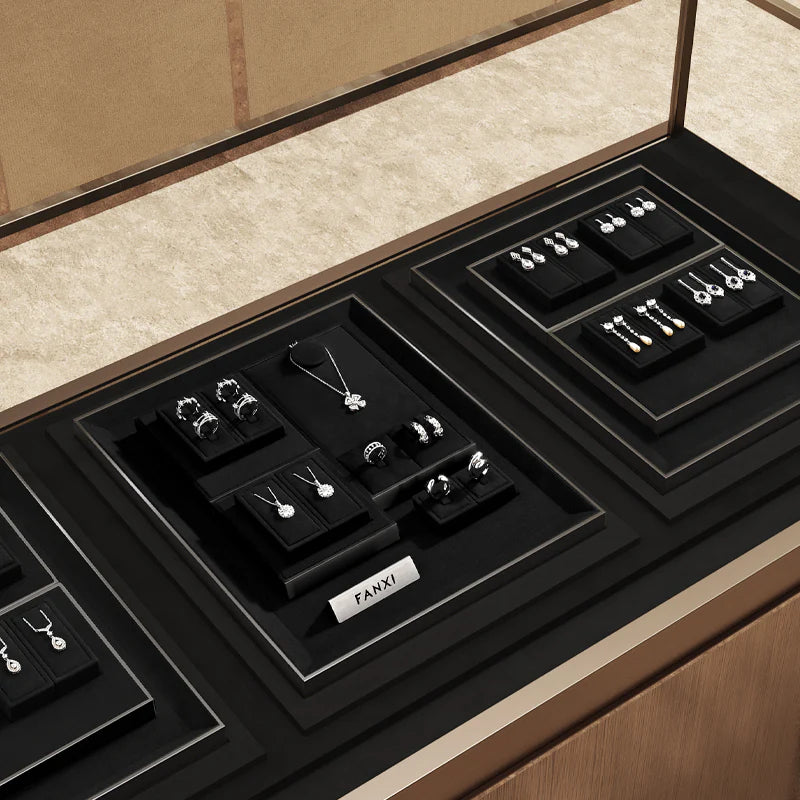 OIRLV high quality Black Metal luxurious jewelry display：TT369