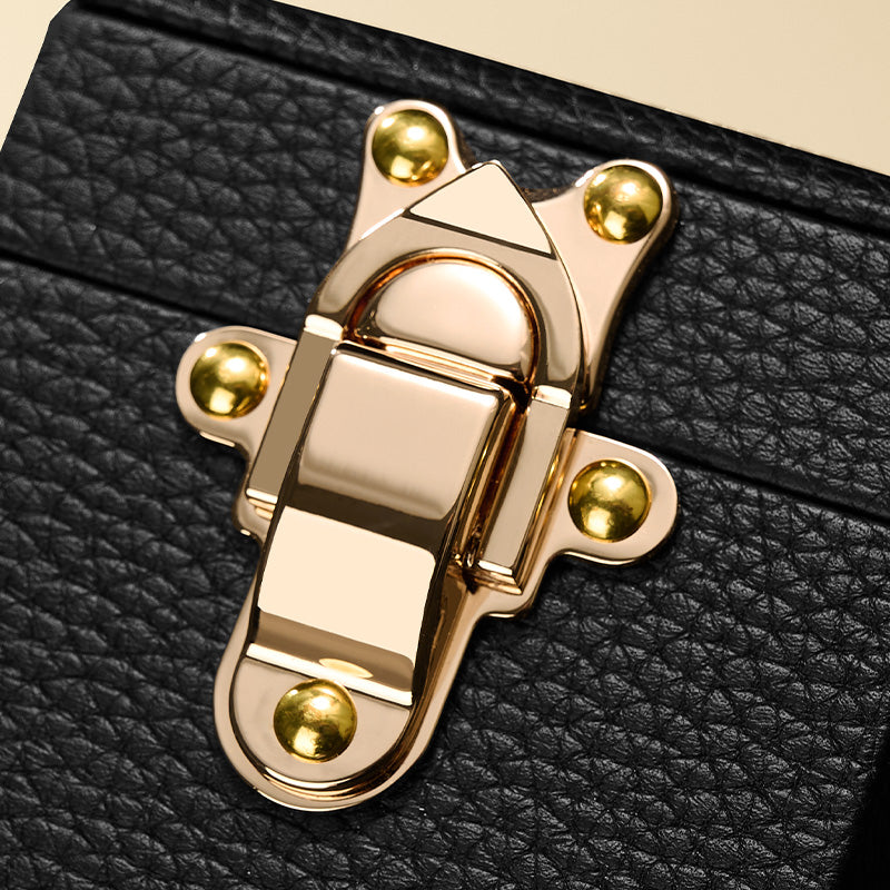 Lychee-patterned ring box.H20701