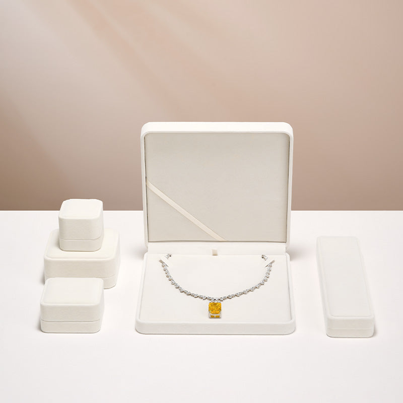 Luxury Velvet Jewelry Packaging Gift Box H045