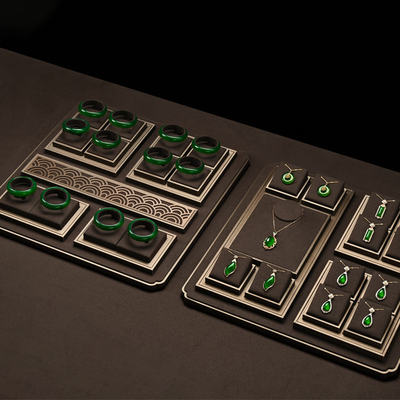 New arrival brown pu leather jewelry display:TT549