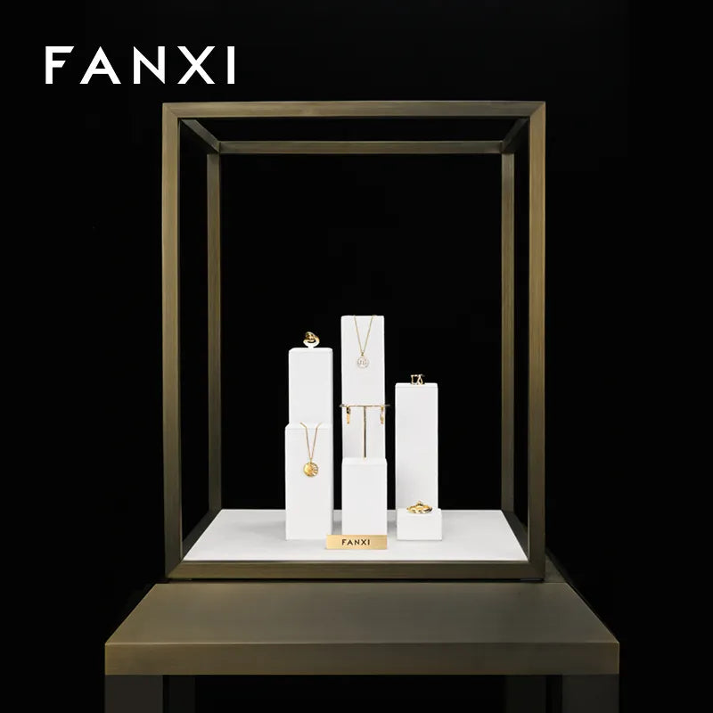 OIRLV luxury white microfiber jewellery display set ：TT184