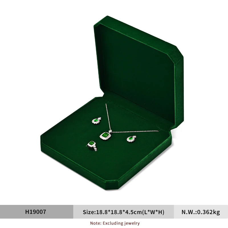 Green Velvet Jewelry Packaging Box H190