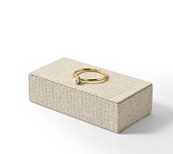 OIRLV high end Original color Linen Jewelry Rack :J001