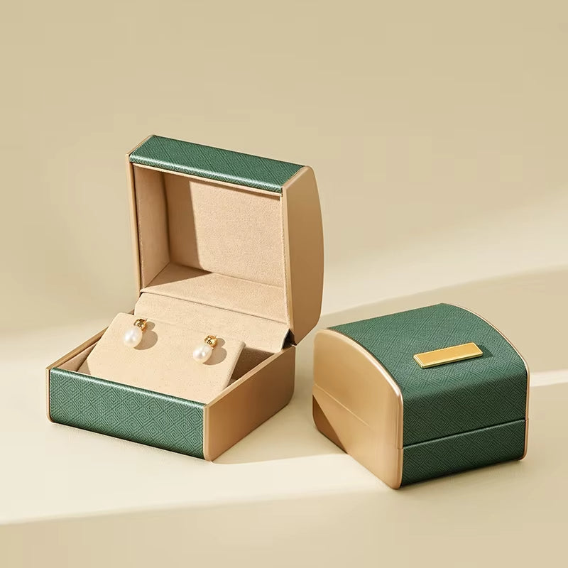 Green acrylic and leather Jewelry box:H177