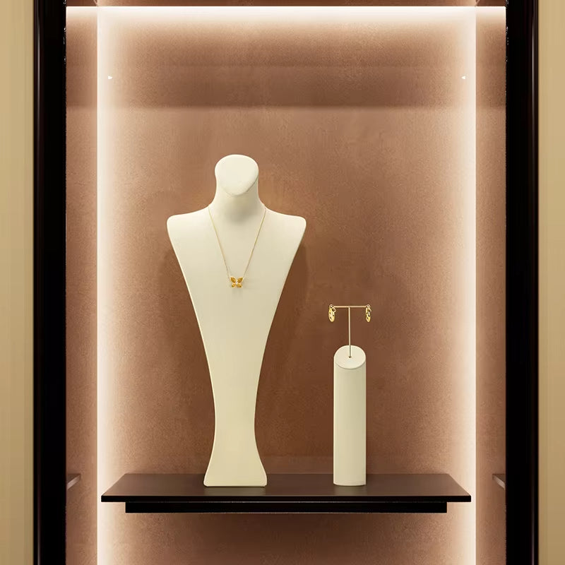 Oirlv Necklace Jewelry Display Props Chest Portrait Jewelry Diamond Necklace Display:RX117