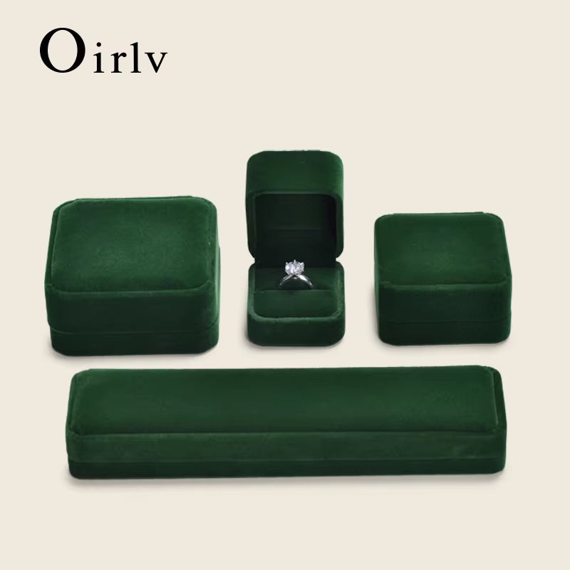 Dark Green Round Corner Velvet Bracelet Chain Gift Box H070