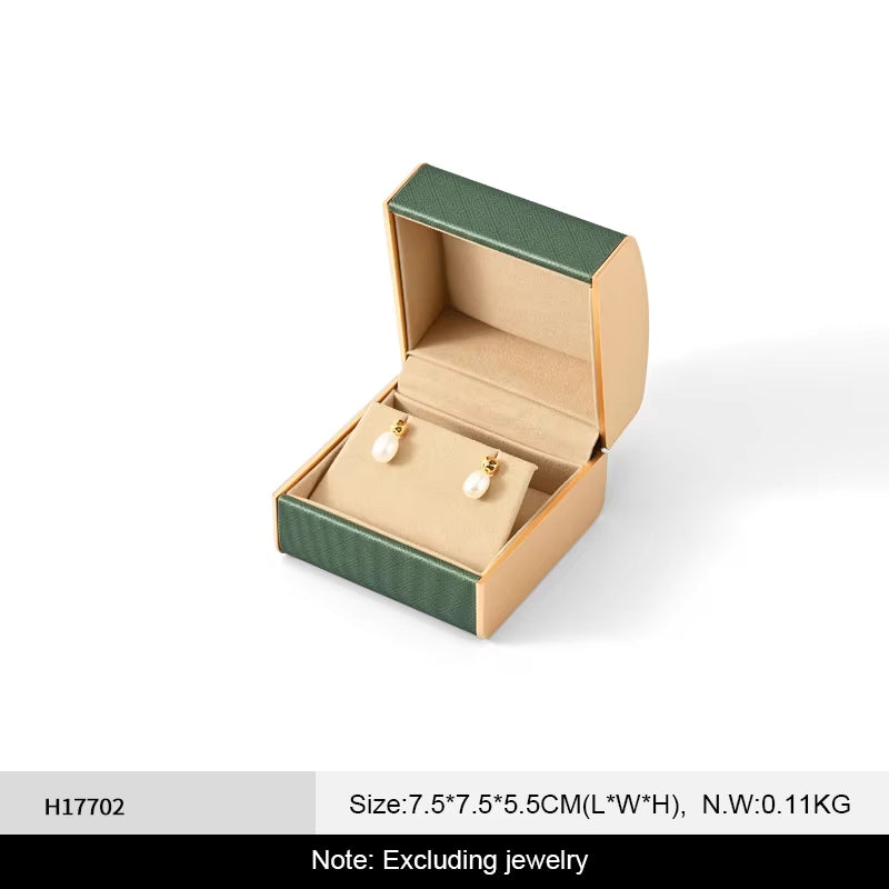 Green acrylic and leather Jewelry box:H177