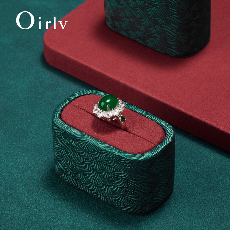 OIRLV factory Red Microfiber and leather Jewelry display set :TT455