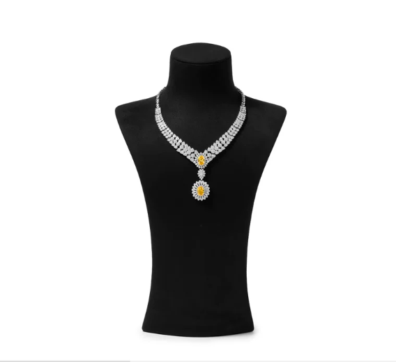 OIRLV Fashion Microfiber Polychrome Jewelry Bust ：RX120