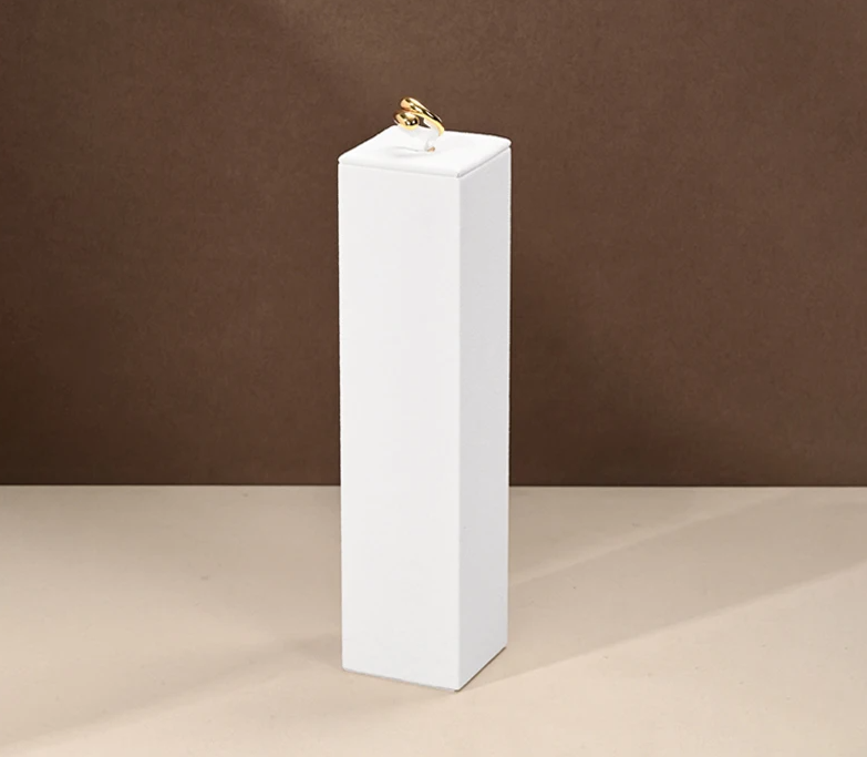 OIRLV luxury white microfiber jewellery display set ：TT184