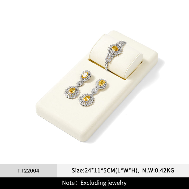 Oirlv Beige Jewelry Display Props Microfiber Jewelry Organizer Ring Necklace Watch Display Stand： TT220