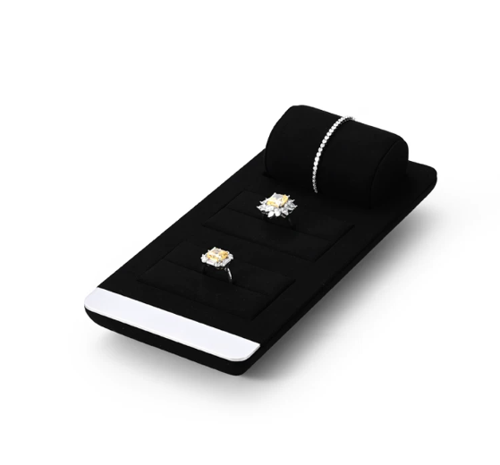 OIRLV black microfiber jewellery display with glossy metal : TT257