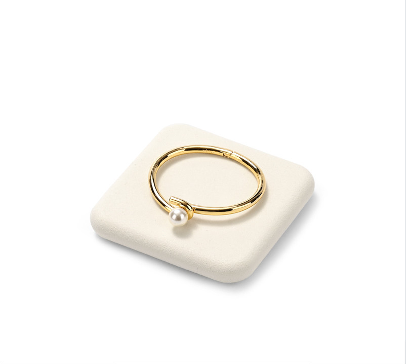 OIRLV luxury BEIGE colour microfiber jewelry display set :TT274