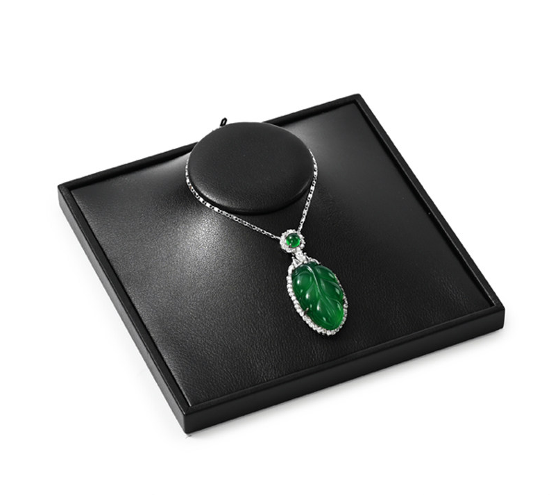 OIRLV Luxury Black leather Jewelry display set : TT275