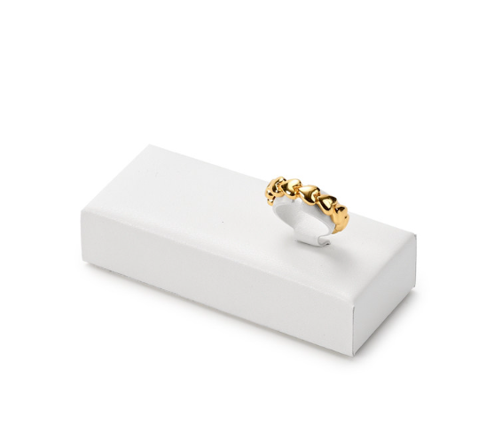 OIRLV factory white PU leather jewelry display with metal frame : TT277