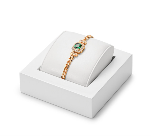 OIRLV factory white PU leather jewelry display with metal frame : TT277