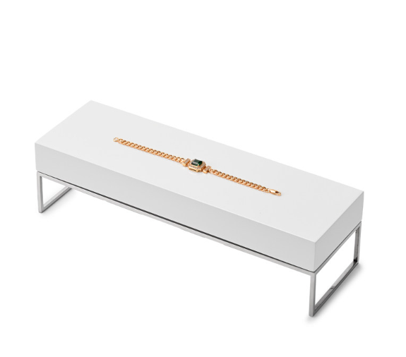 OIRLV factory white PU leather jewelry display with metal frame : TT277