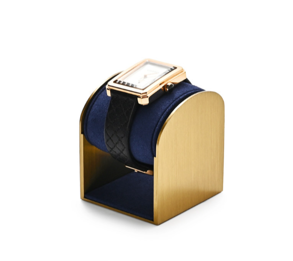 OIRLV high end Black Baking paint and metal jewelry display : TT330