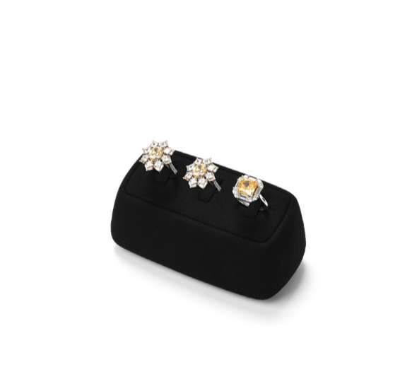 OIRLV high end Black Microfiber jewelry presentation ：TT358