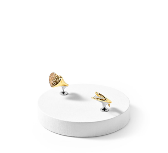 OIRLV wholesale White leather luxury jewellery display :TT389