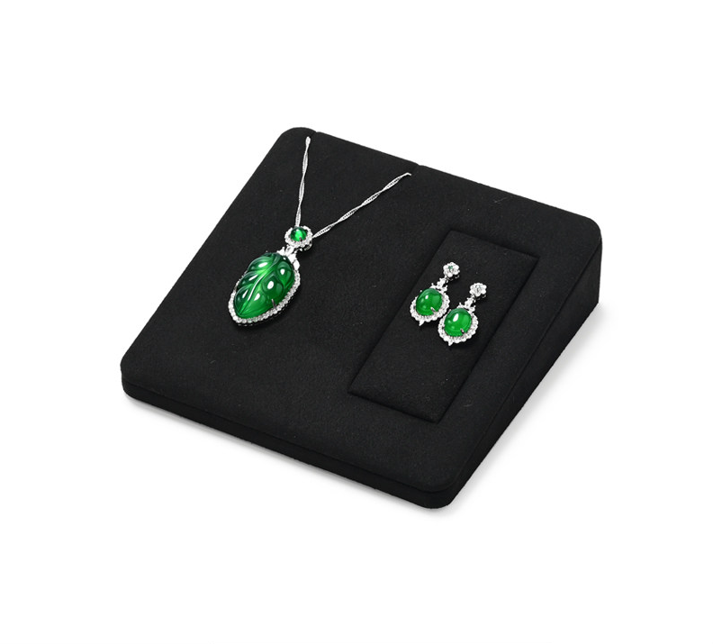 OIRLV New arrival black Microfiber luxury jewellery display ：TT422