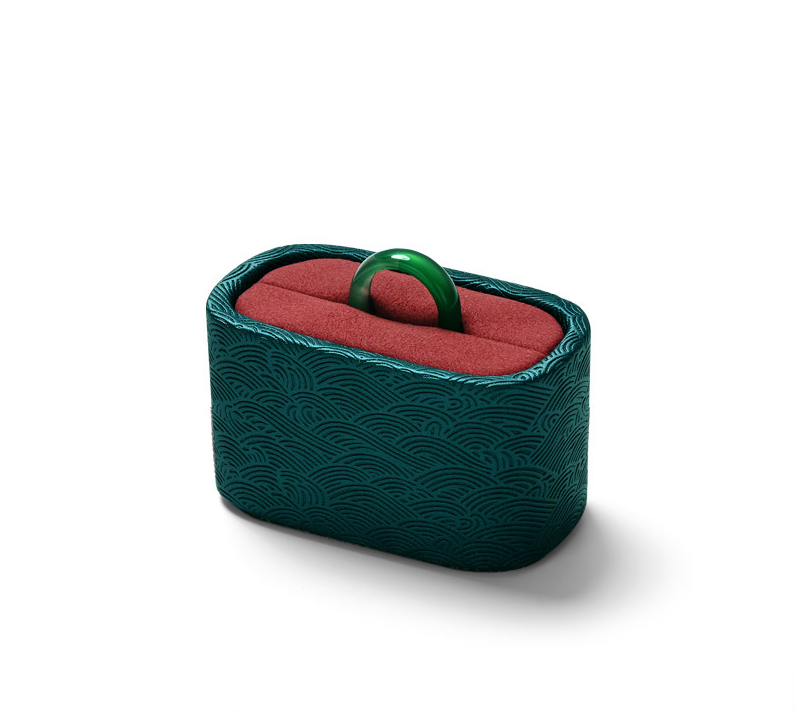 OIRLV factory Red Microfiber and leather Jewelry display set :TT455