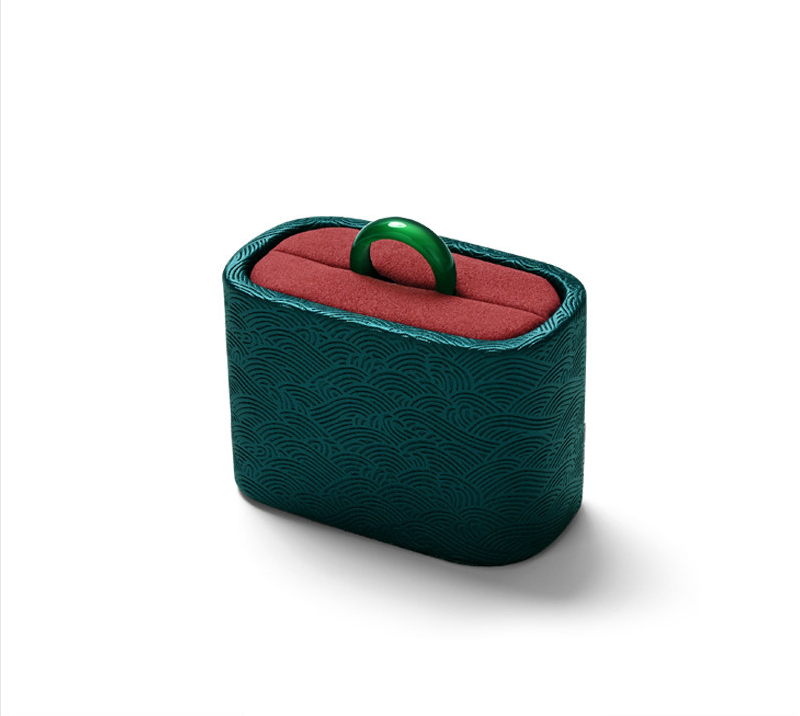 OIRLV factory Red Microfiber and leather Jewelry display set :TT455