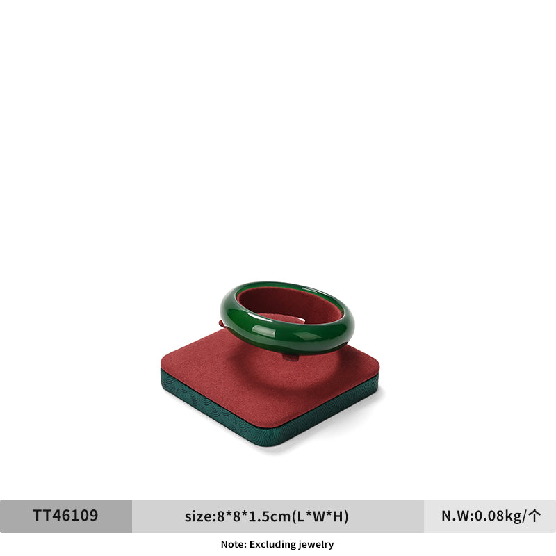 Custom Green and Red Microfiber leather jewellery display:TT461