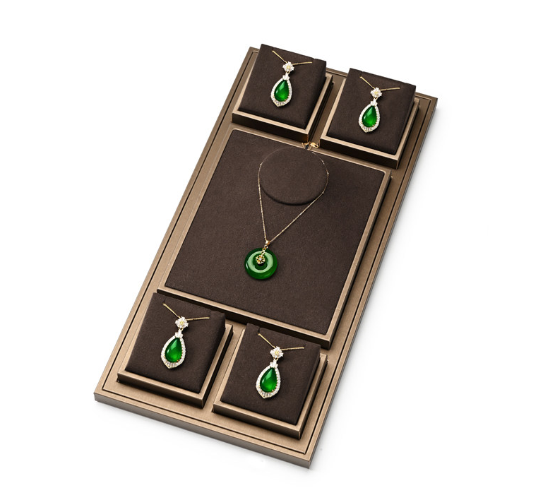 New arrival brown pu leather jewelry display:TT549