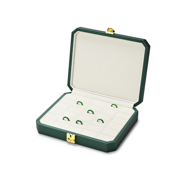 OIRLV Custom Velvet & Leather Jewelry Box : X067004A1